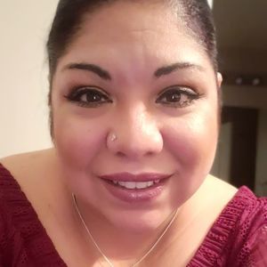 Meet your Posher, Bobbie